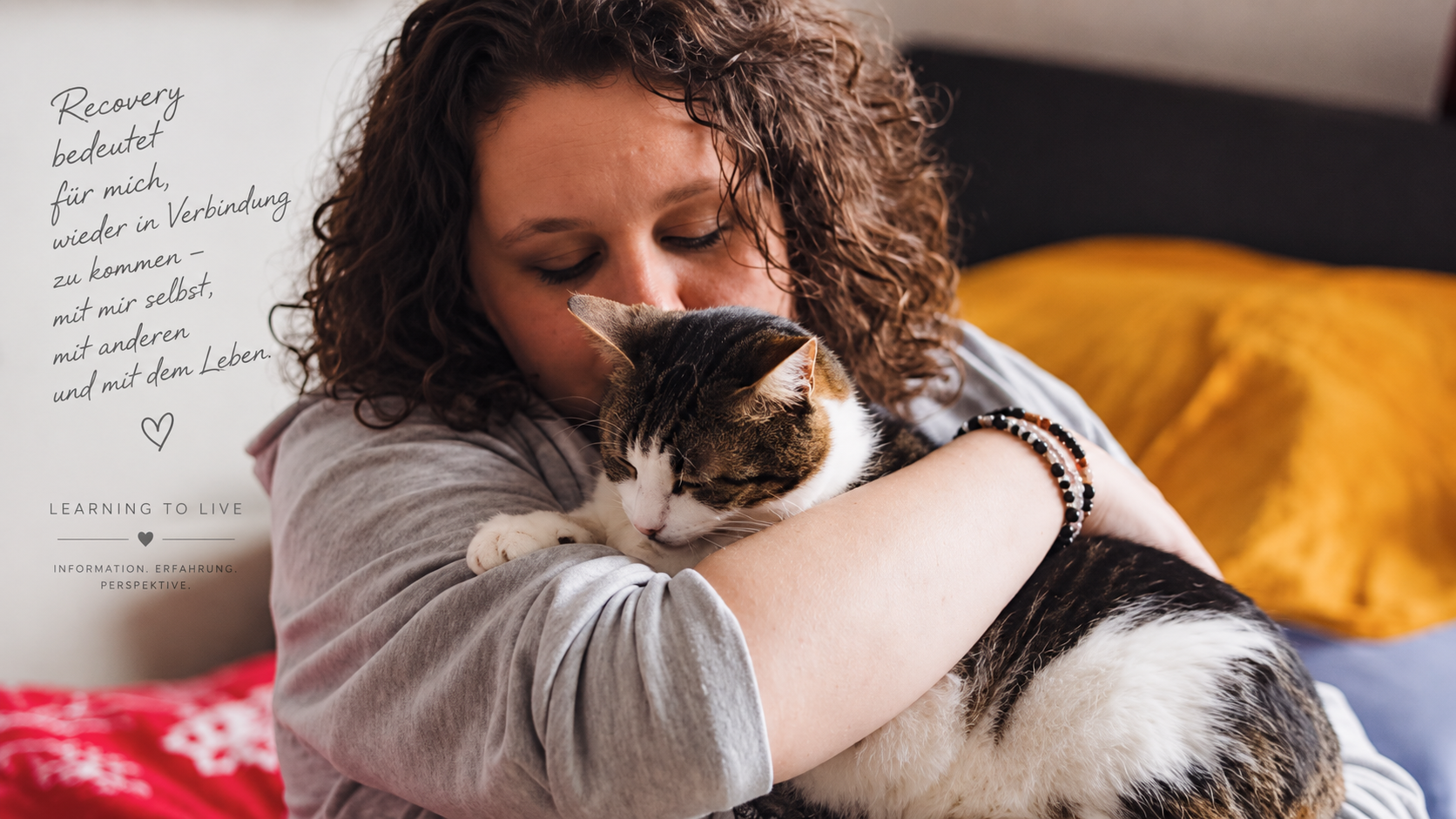 Madeline Albers mit ihrer Katze – Recovery, Verbindung und Genesungsbegleitung
